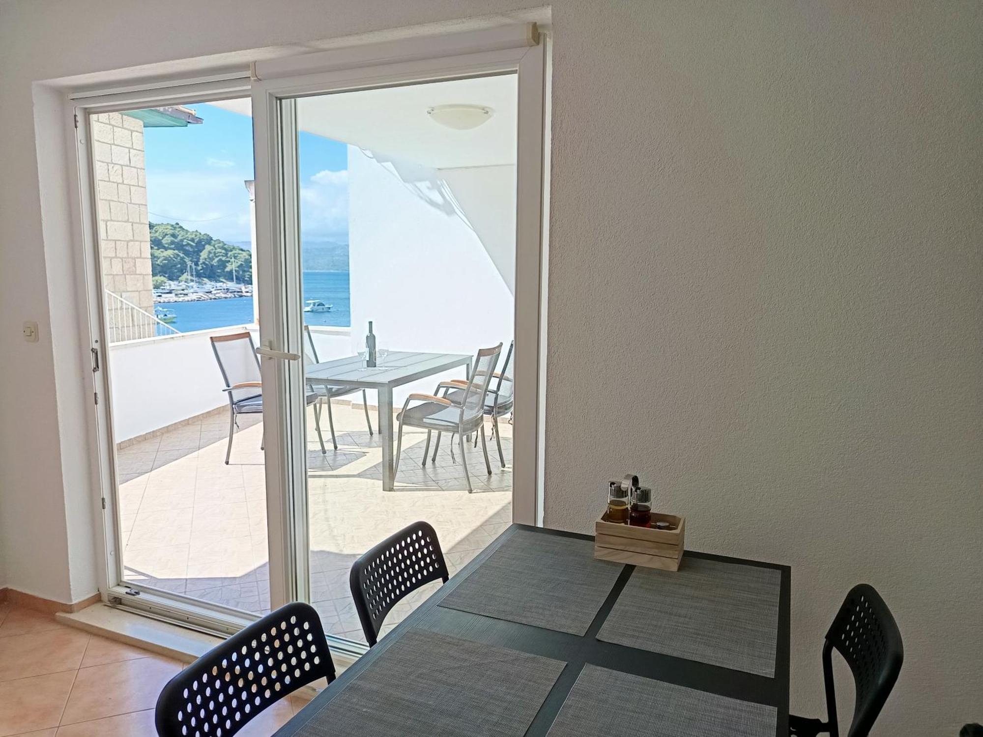 Huoneisto Vanda Seafront Superior Cavtat